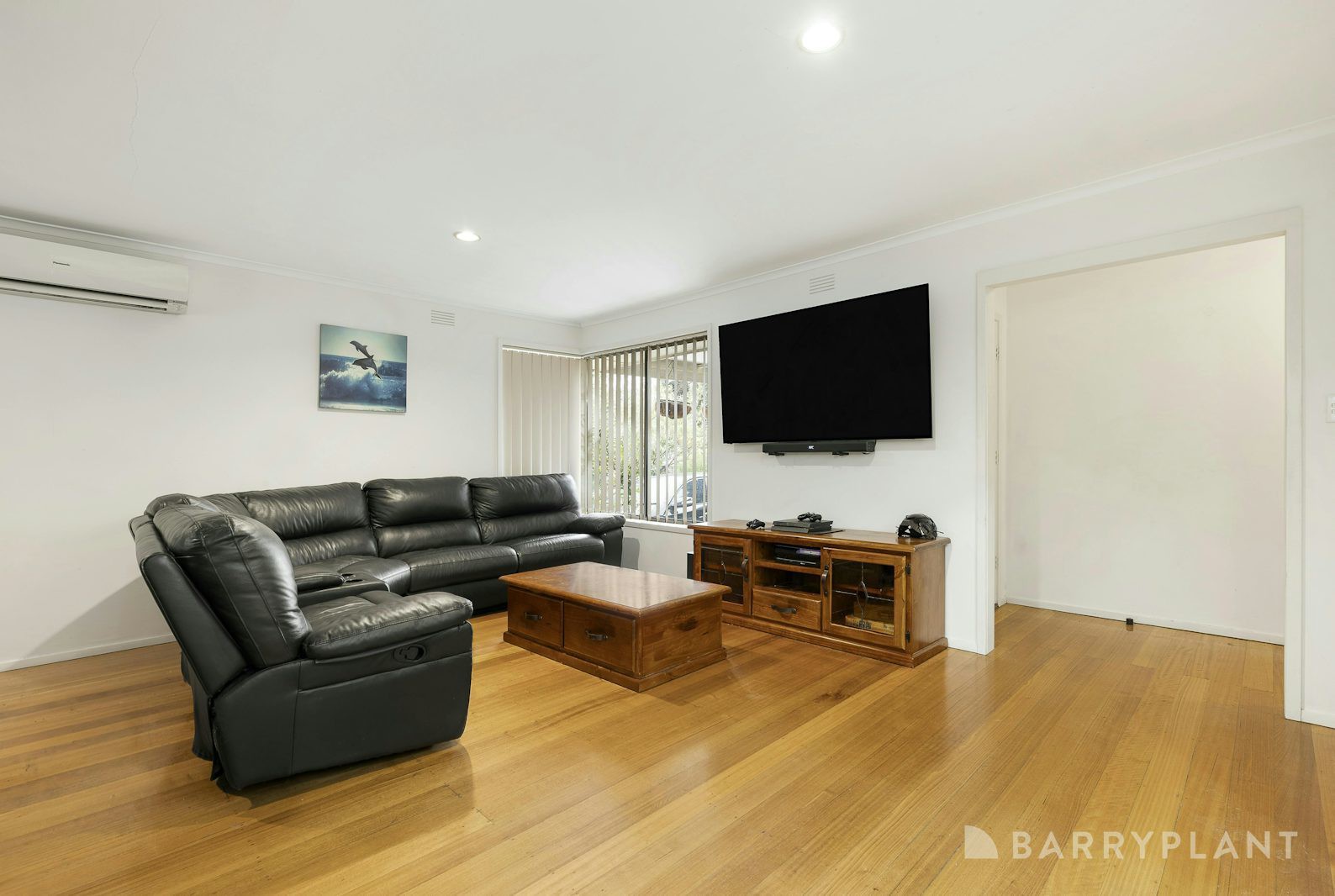 14 Lockhart Court, Kilsyth, VIC 3137, Kilsyth - Thumbnail 2