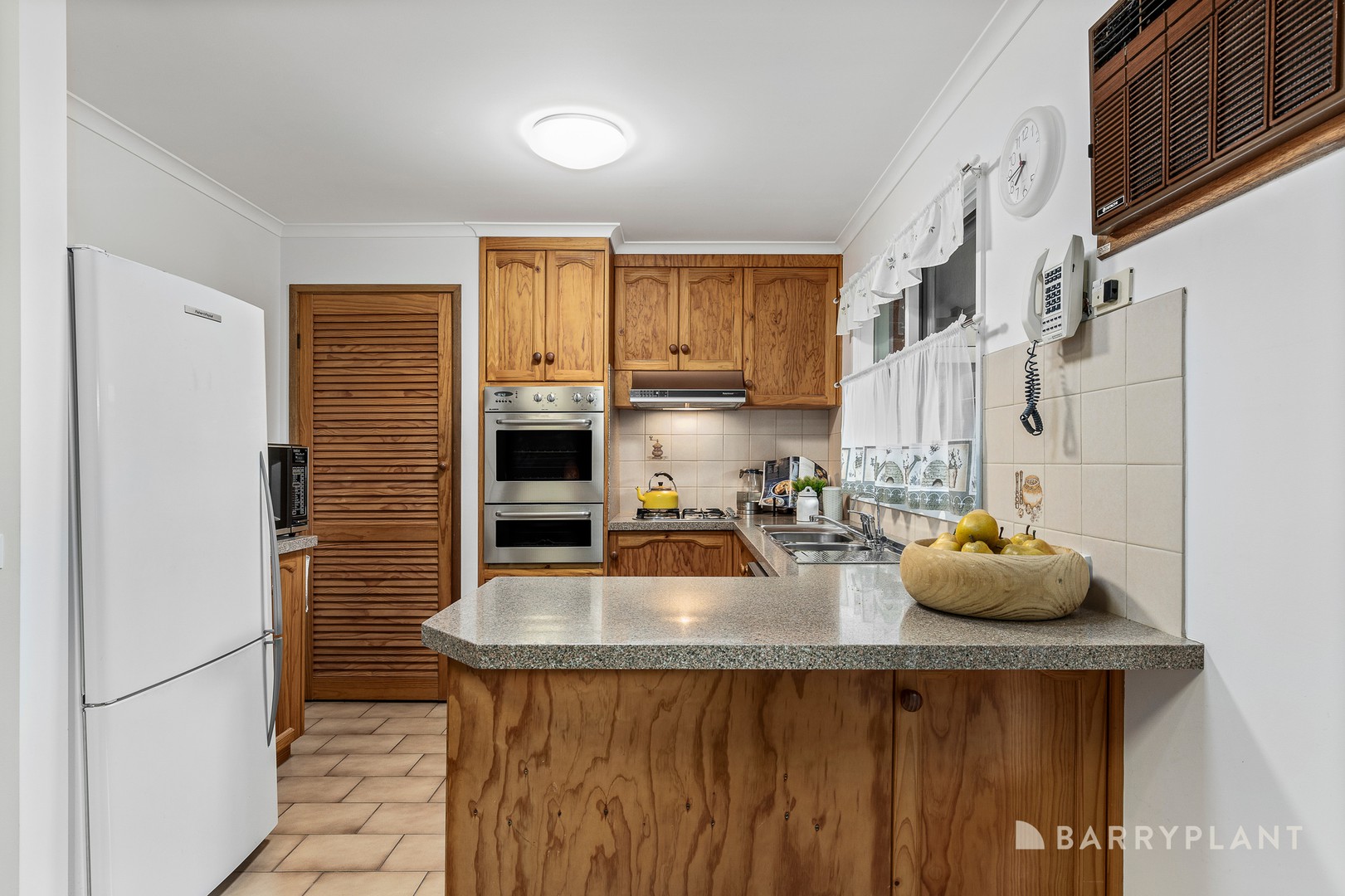 14 Locksley Close, Dingley Village, VIC 3172, Dingley Village - Thumbnail 5