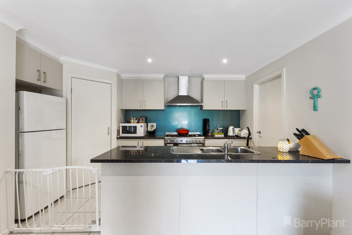 14 Lorne Terrace, Flora Hill, VIC 3550, Flora Hill - Thumbnail 4