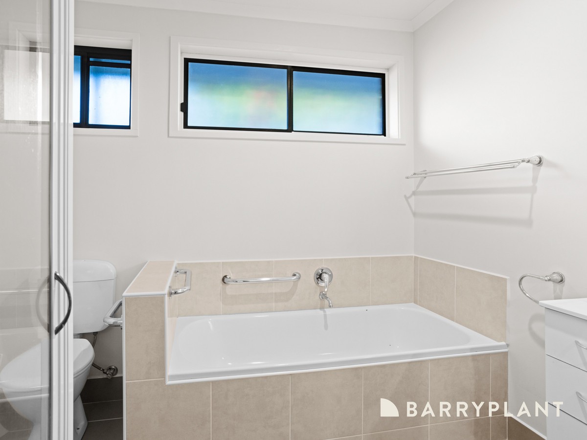 14 Lyndon Drive, Rosebud, VIC 3939, Rosebud - Thumbnail 5
