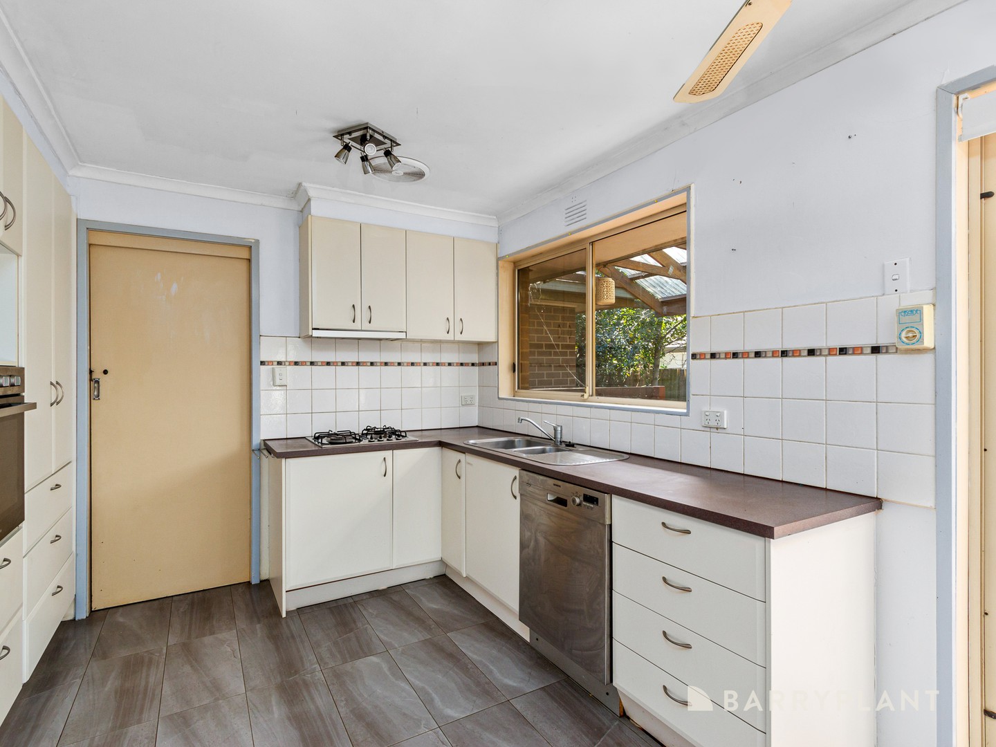 14 McCrae Close, Scoresby, VIC 3179, Scoresby - Thumbnail 5