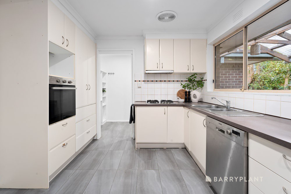 14 Mccrae Close, Scoresby, VIC 3179, Scoresby - Thumbnail 5