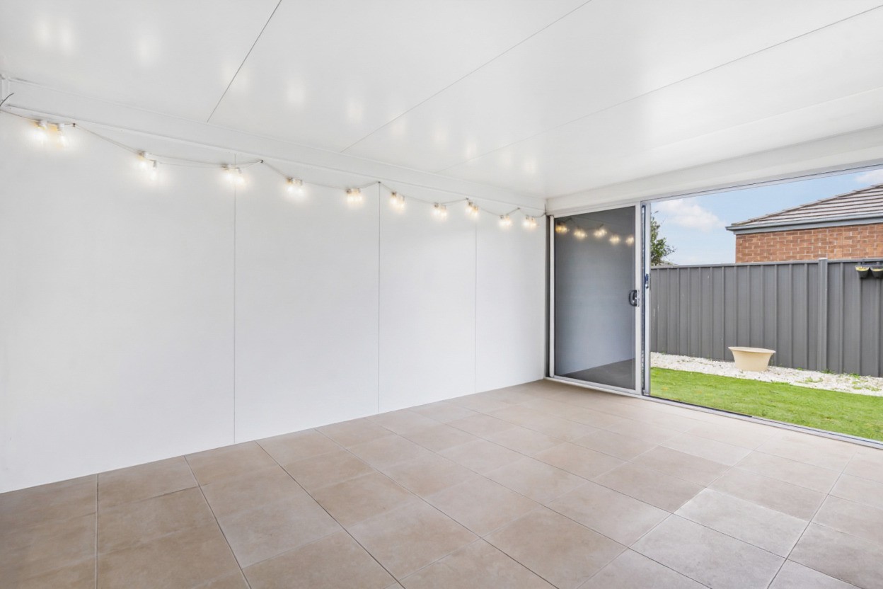 14 Meakin Way, Deer Park, VIC 3023, Deer Park - Thumbnail 4