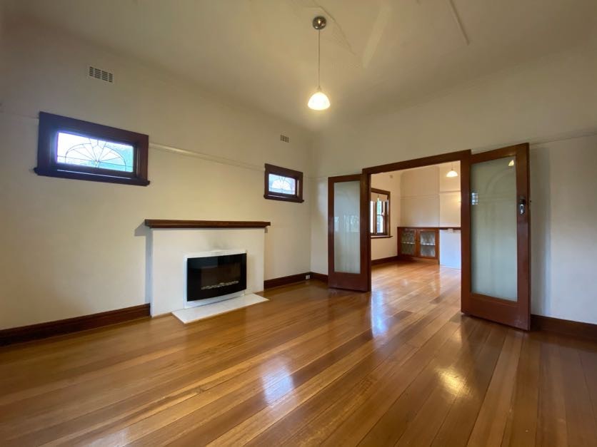 14 Melville Road, Pascoe Vale South, VIC 3044 - Thumbnail 2 - 23/06/2022