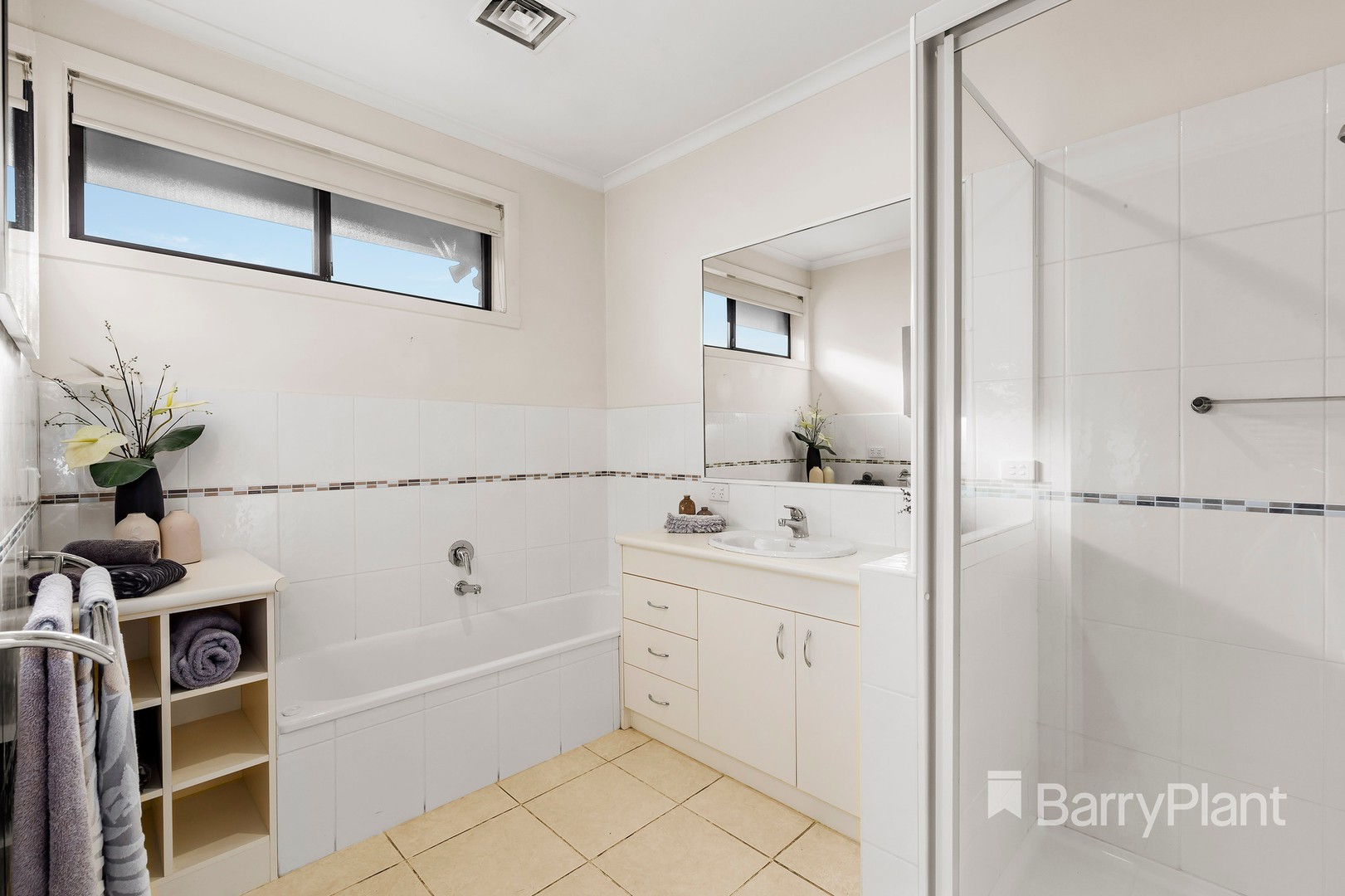 14 Michelle AvenueWatsonia North, VIC 3087, Watsonia North - Thumbnail 7