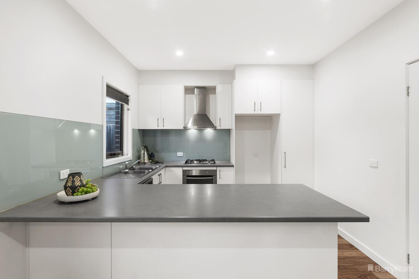 14 Midhurst Road, Croydon, VIC 3136, Croydon - Thumbnail 3