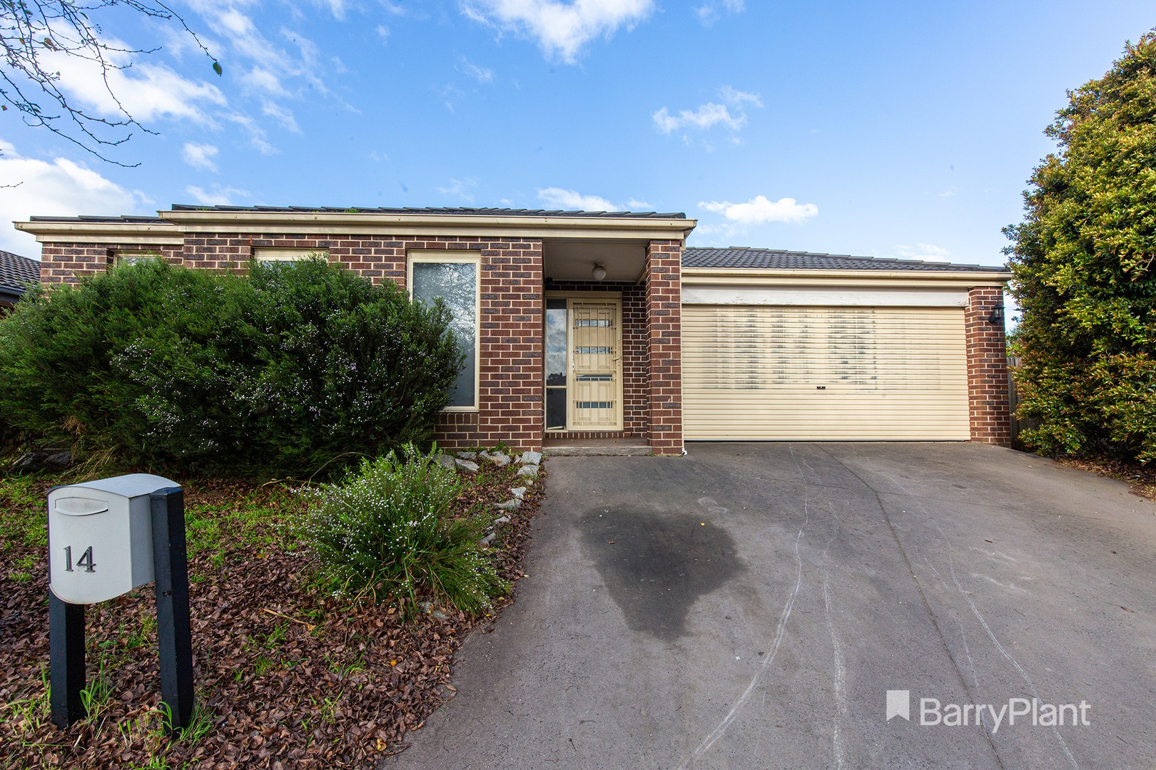 14 Mikasa Place, Pakenham, VIC 3810, Pakenham - Thumbnail 2