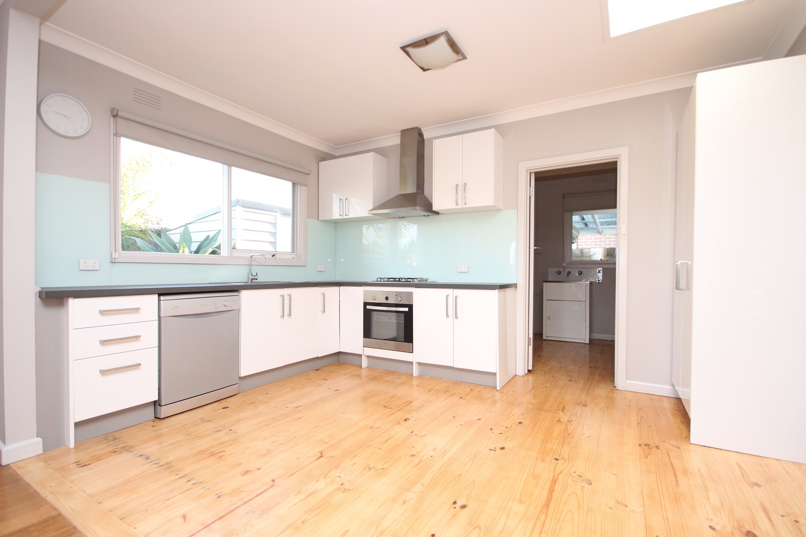 14 Miller Street, Newcomb, VIC 3219, Newcomb - Thumbnail 4