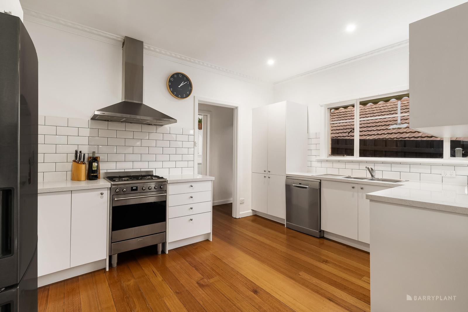 14 Millicent Street, Rosanna, VIC 3084, Rosanna - Thumbnail 4