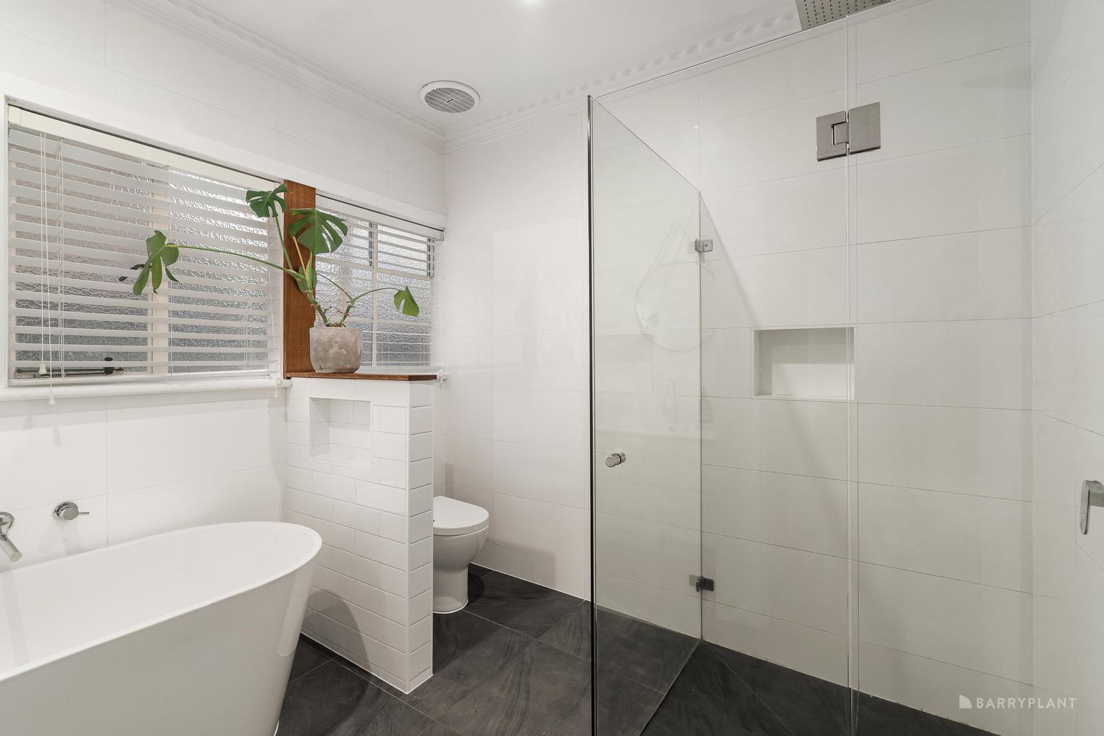 14 Millicent Street, Rosanna, VIC 3084, Rosanna - Thumbnail 6