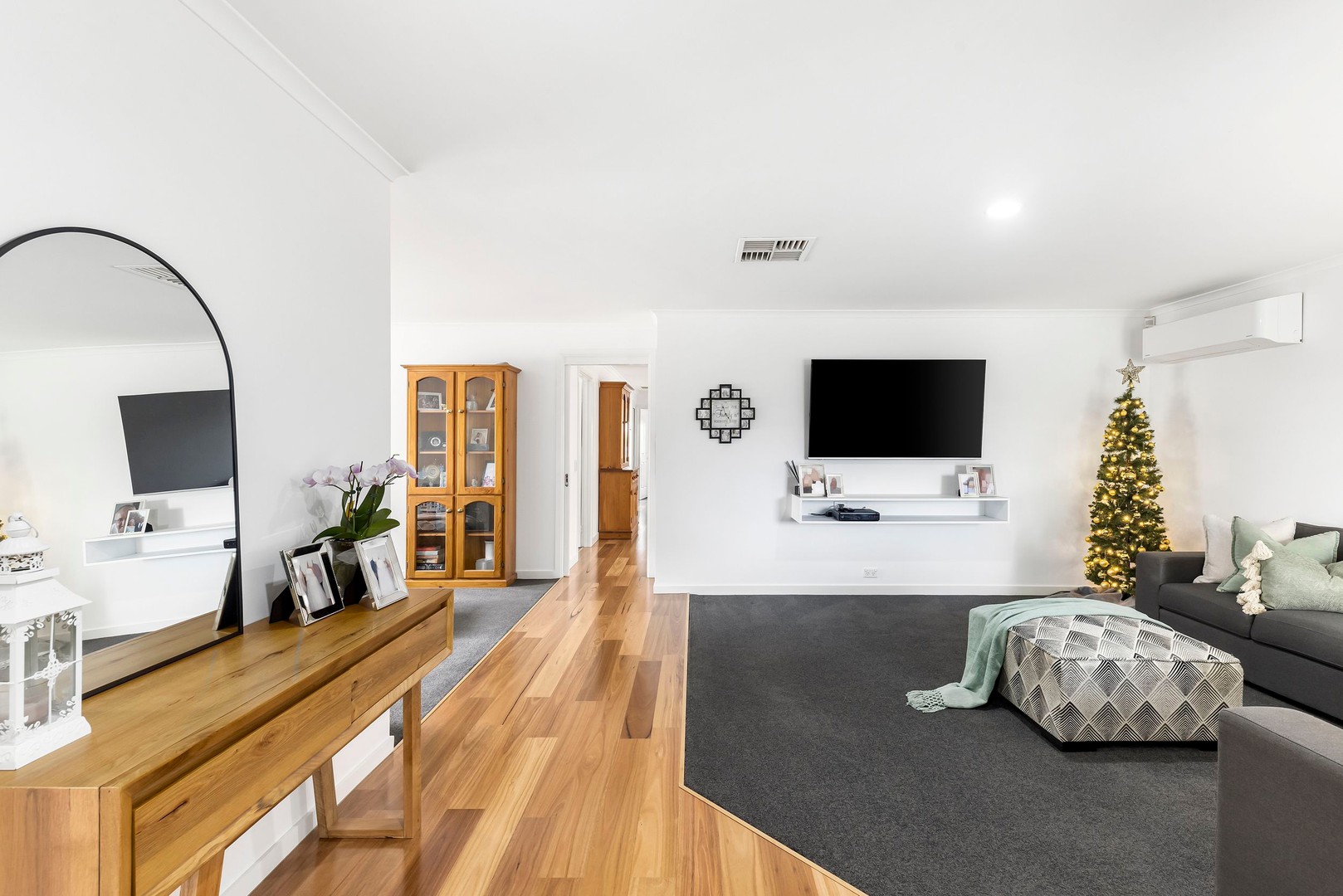 14 Mitchell Court, Attwood, VIC 3049, Attwood - Thumbnail 2
