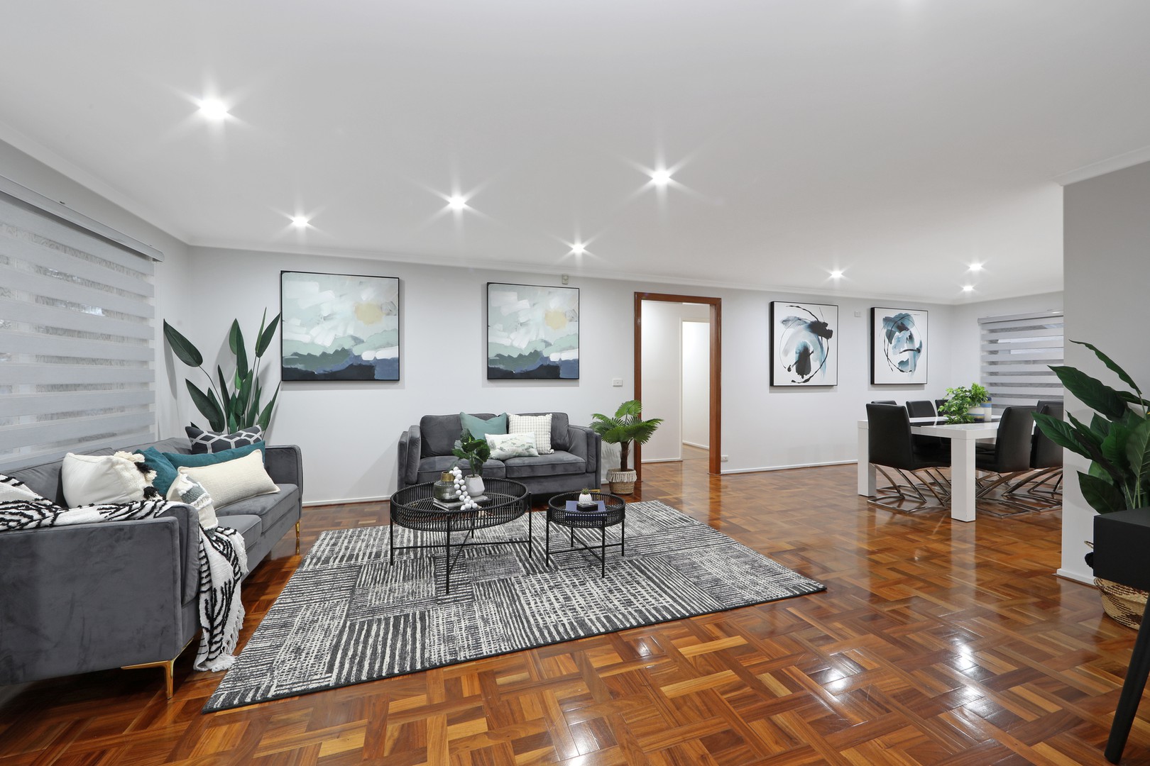 14 Mitta Close, Rowville, VIC 3178 - Thumbnail 2 - 06/09/2022