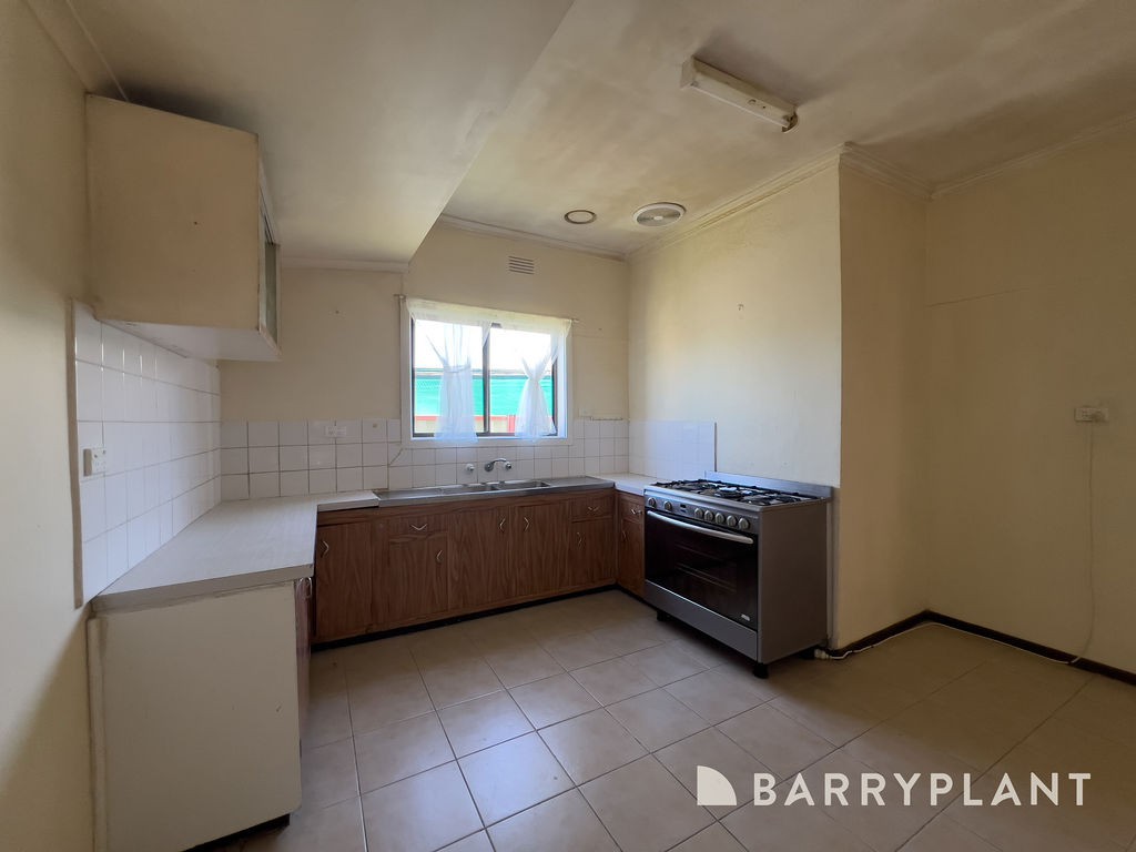 14 Monica Street, Sunshine, VIC 3020, Sunshine - Thumbnail 4