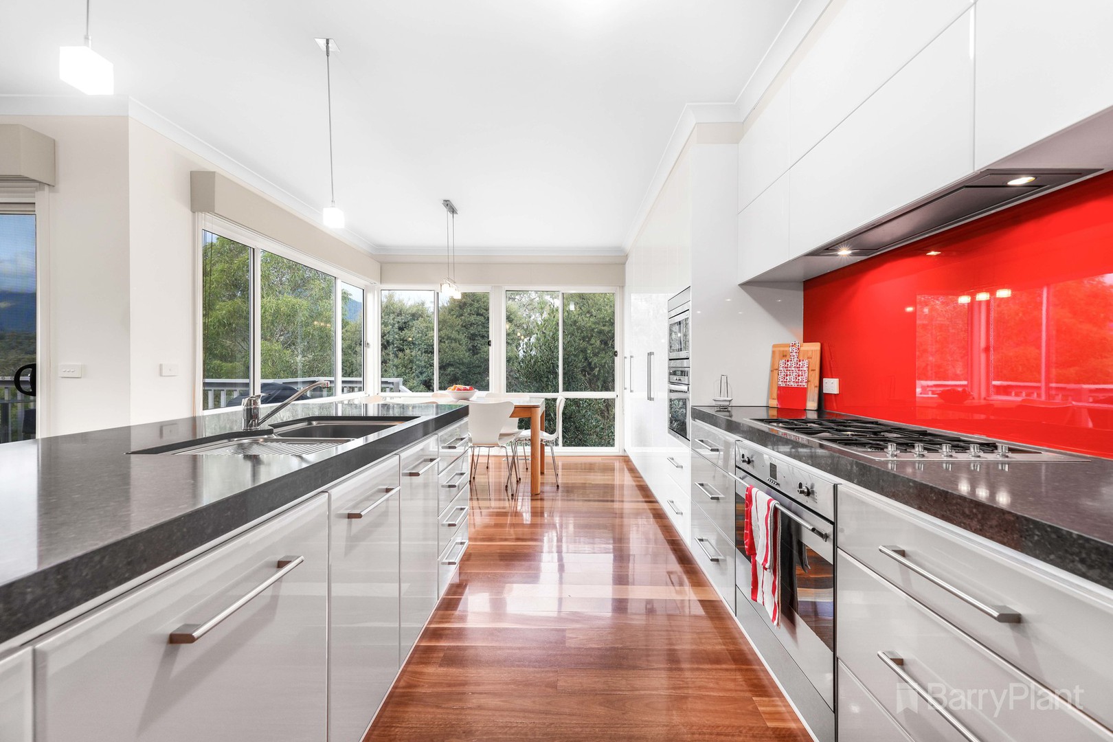 14 Montpellier Street, Healesville, VIC 3777, Healesville - Thumbnail 3
