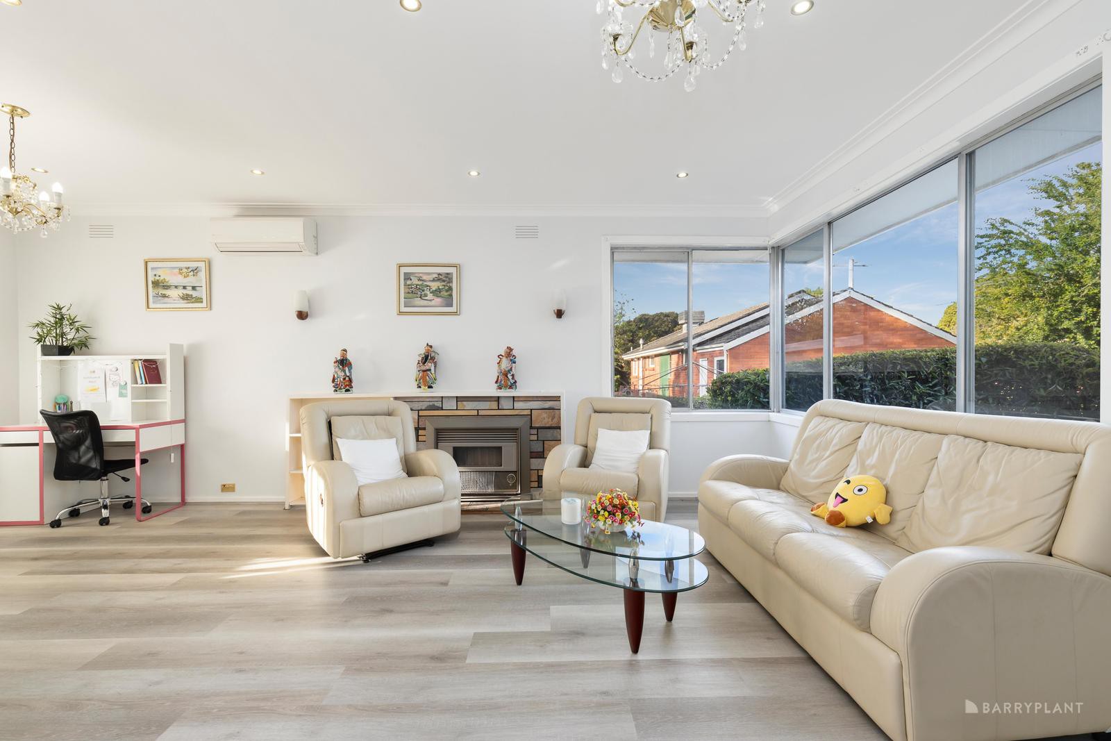 14 Moore Drive, Doncaster East, VIC 3109 - Thumbnail 2 - 06/11/2024