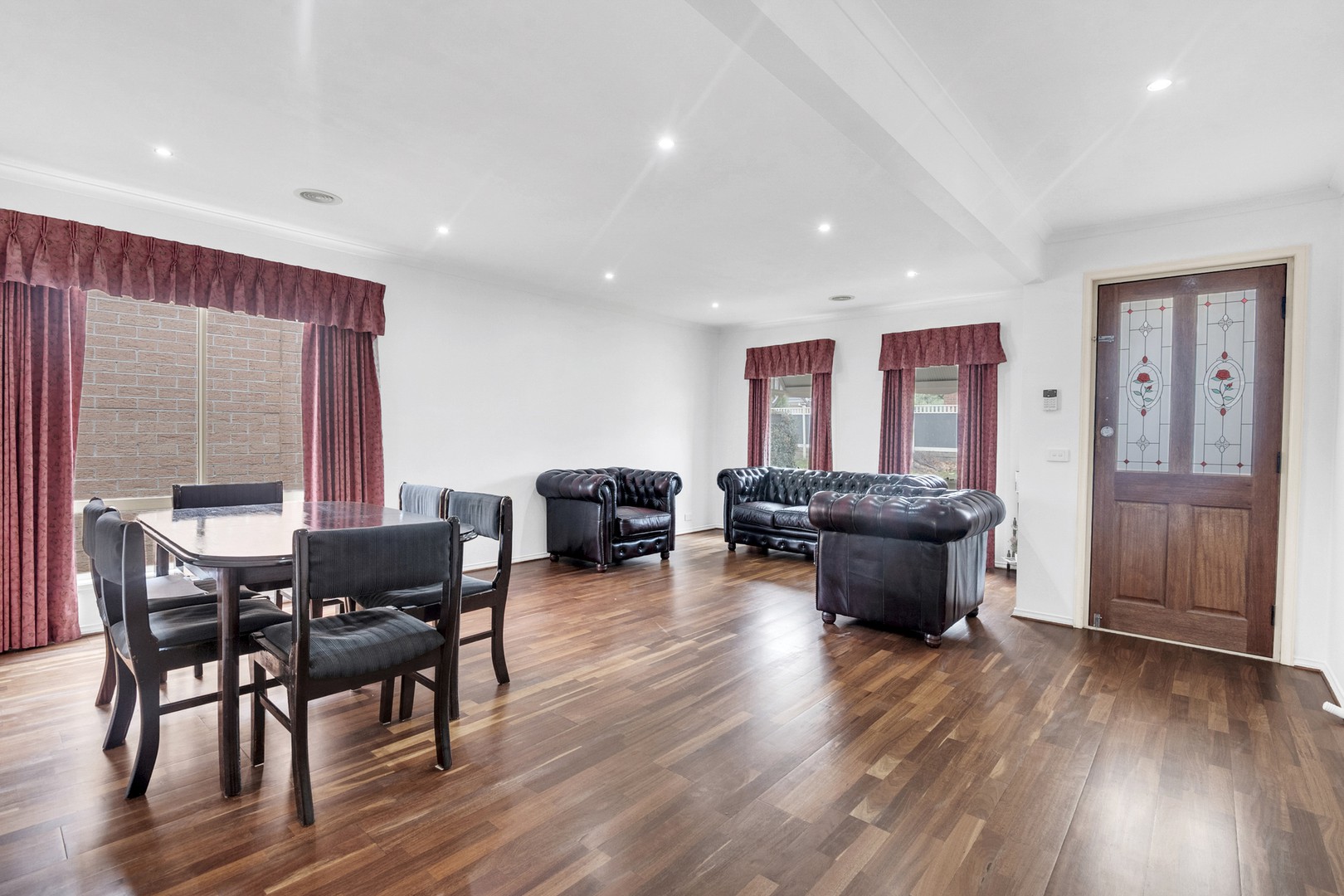 14 Mosman Way, Craigieburn, VIC 3064, Craigieburn - Thumbnail 6