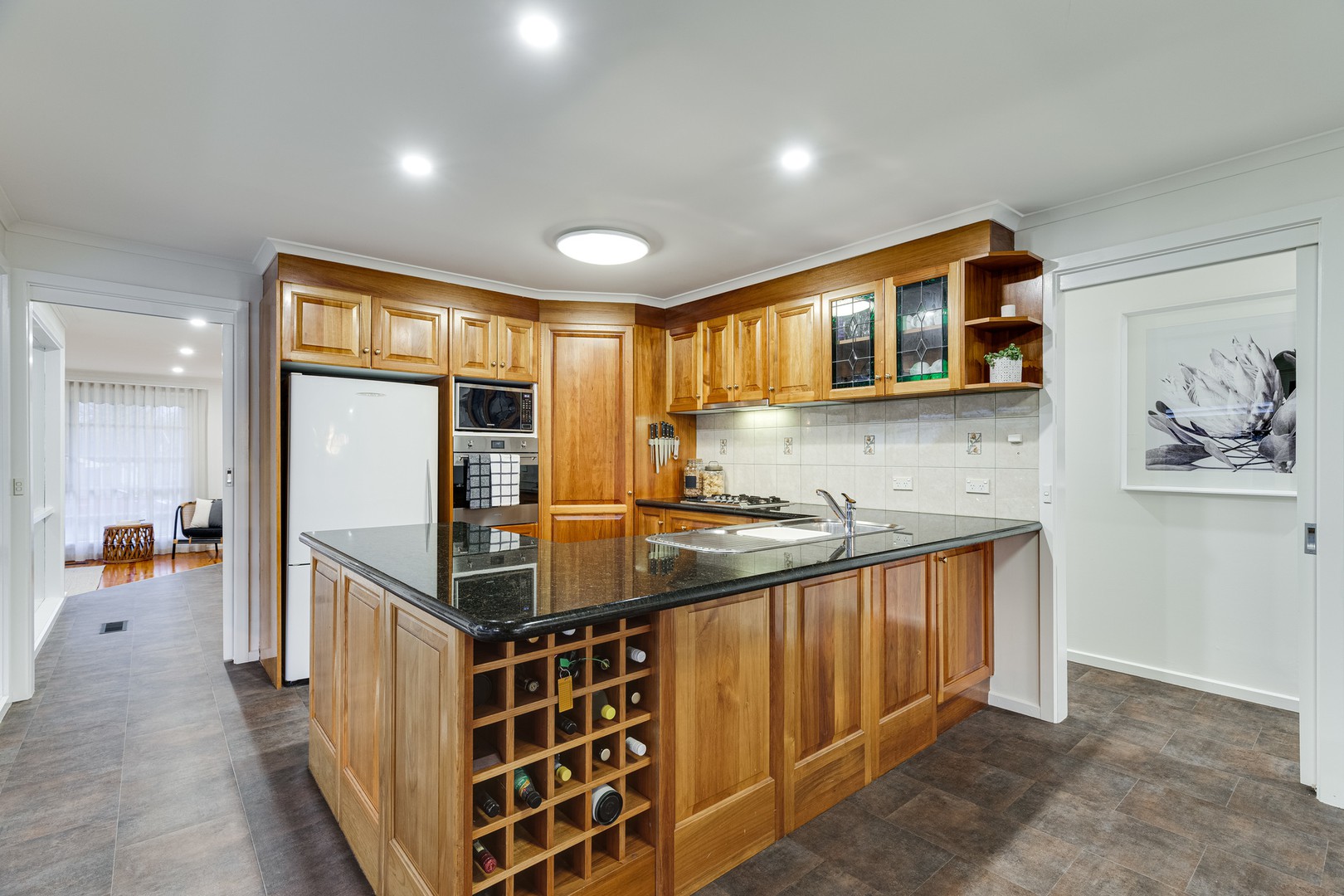 14 Murray Crescent, Rowville, VIC 3178, Rowville - Thumbnail 3