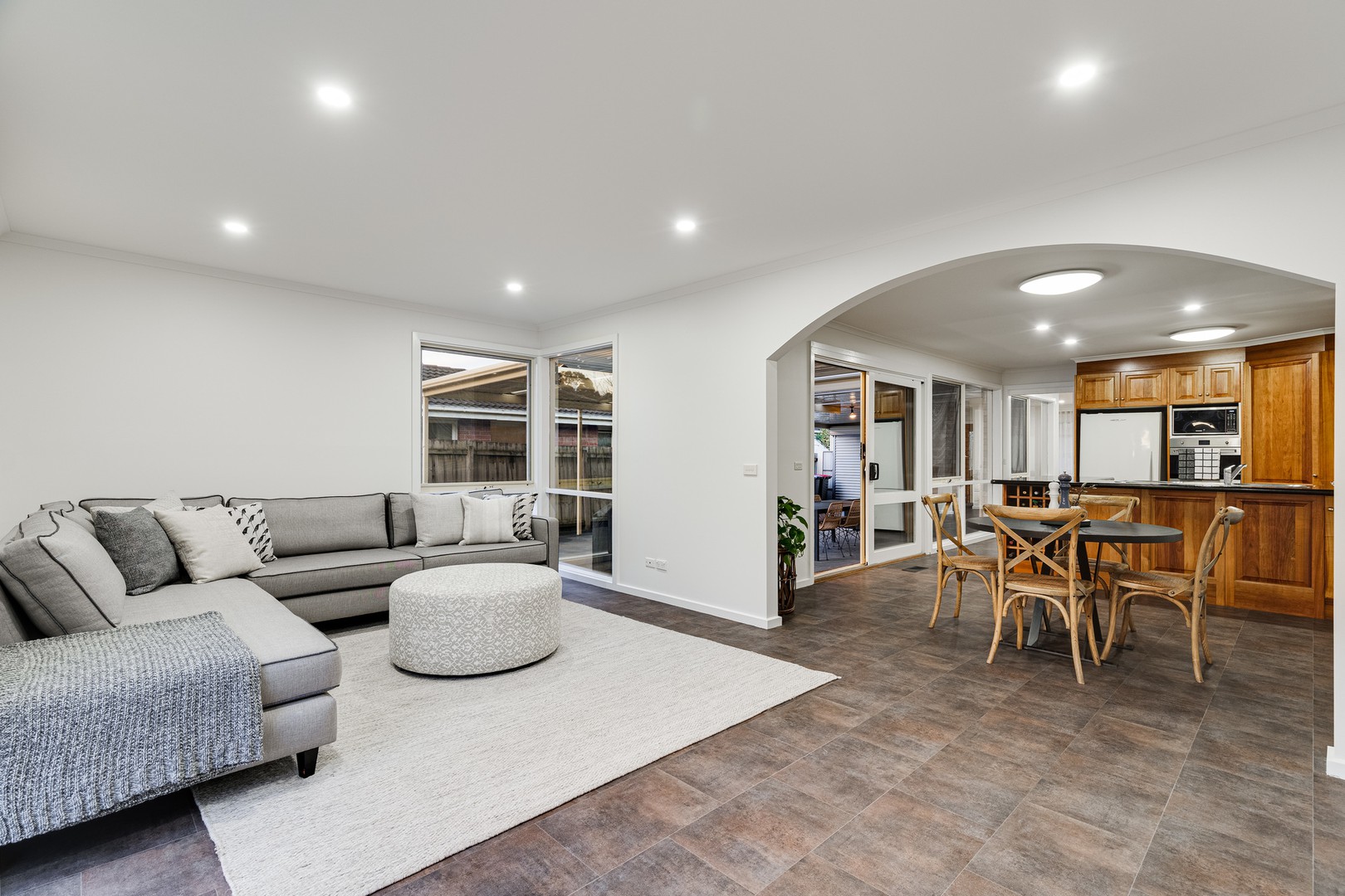 14 Murray Crescent, Rowville, VIC 3178, Rowville - Thumbnail 6