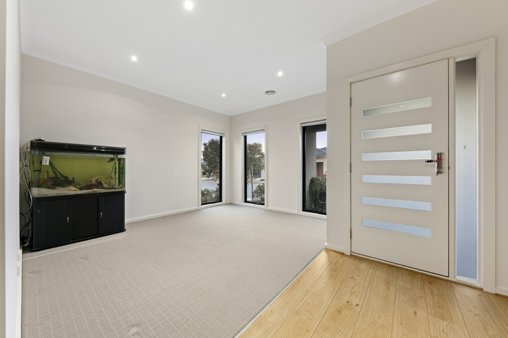 14 Nebula Crescent, Mickleham, VIC 3064, Mickleham - Thumbnail 4