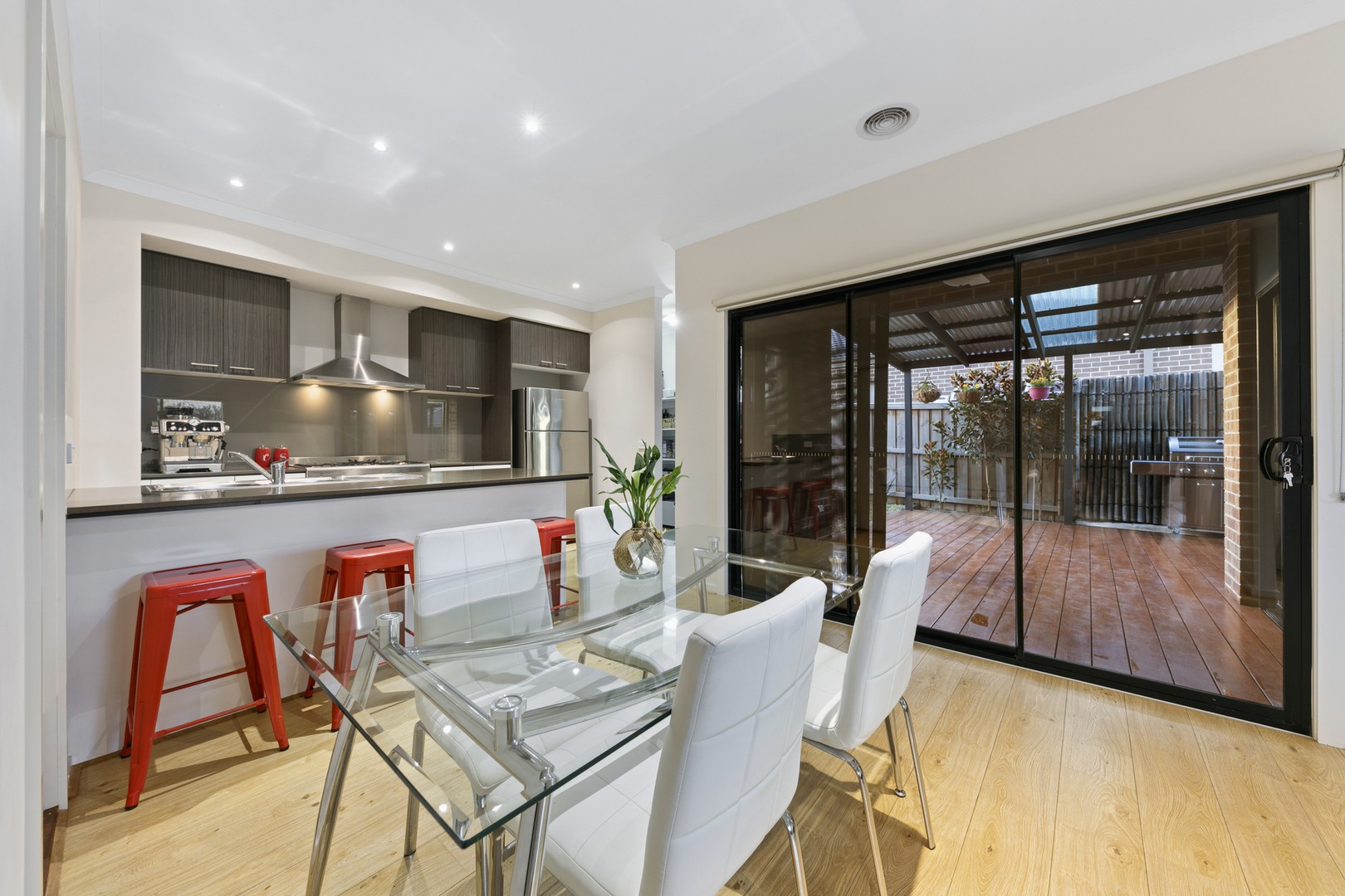 14 Nebula Crescent, Mickleham, VIC 3064, Mickleham - Thumbnail 5