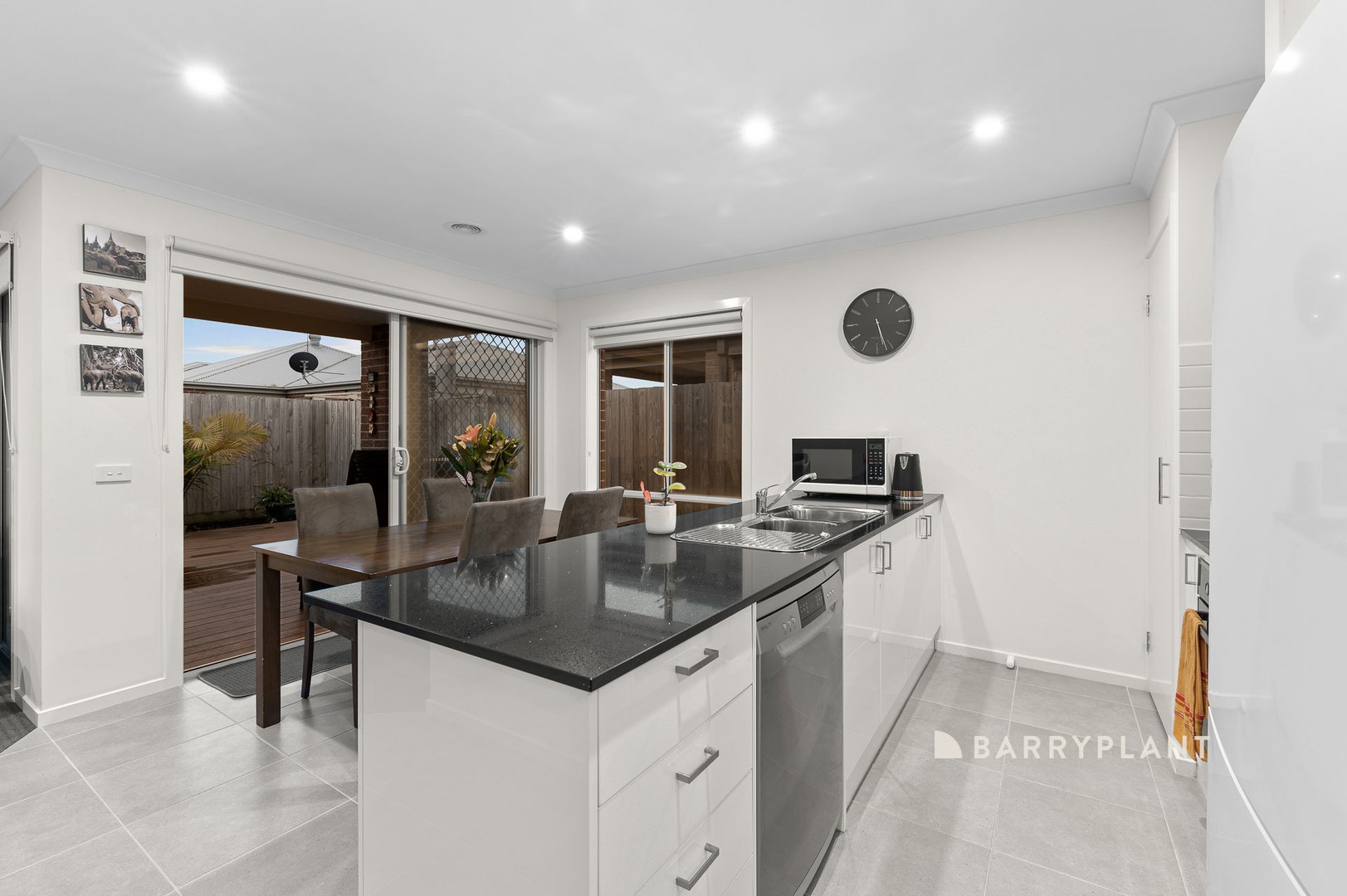 14 Newcastle Drive, Officer, VIC 3809, Officer - Thumbnail 4