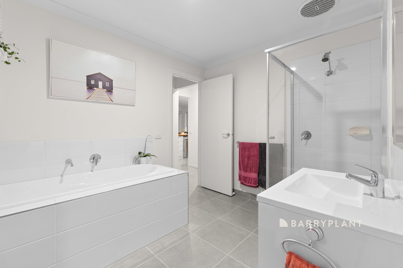 14 Newcastle Drive, Officer, VIC 3809, Officer - Thumbnail 7