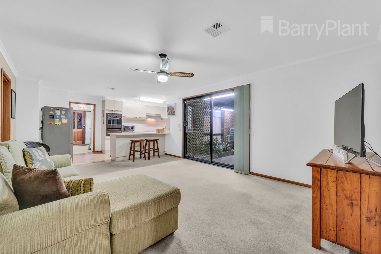 14 Northleigh AvenueCraigieburn, VIC 3064, Craigieburn - Thumbnail 8