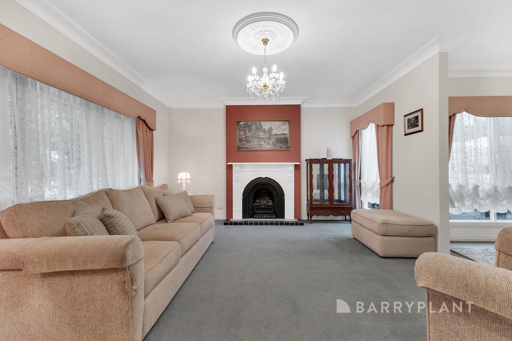 14 Oxford Rise, Bayswater, VIC 3153 - Thumbnail 2 - 03/03/2025
