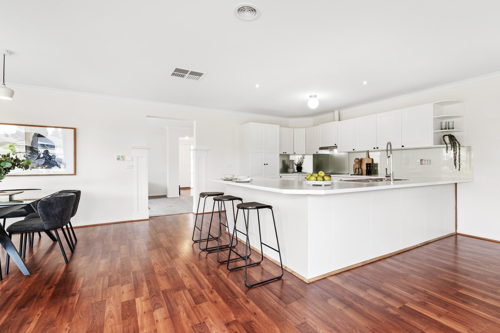 14 Ozzimo Drive, Hillside, VIC 3037, Hillside - Thumbnail 7