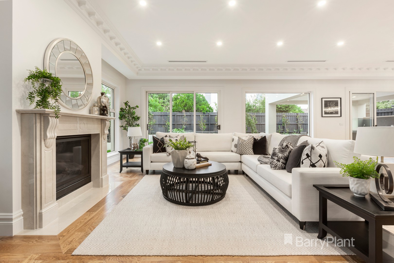 14 Panoramic Grove, Glen Waverley, VIC 3150, Glen Waverley - Thumbnail 4