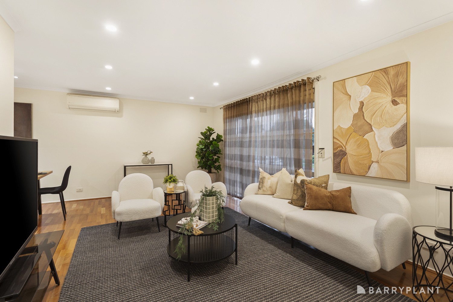 14 Penrith Crescent, Bundoora, VIC 3083, Bundoora - Thumbnail 2