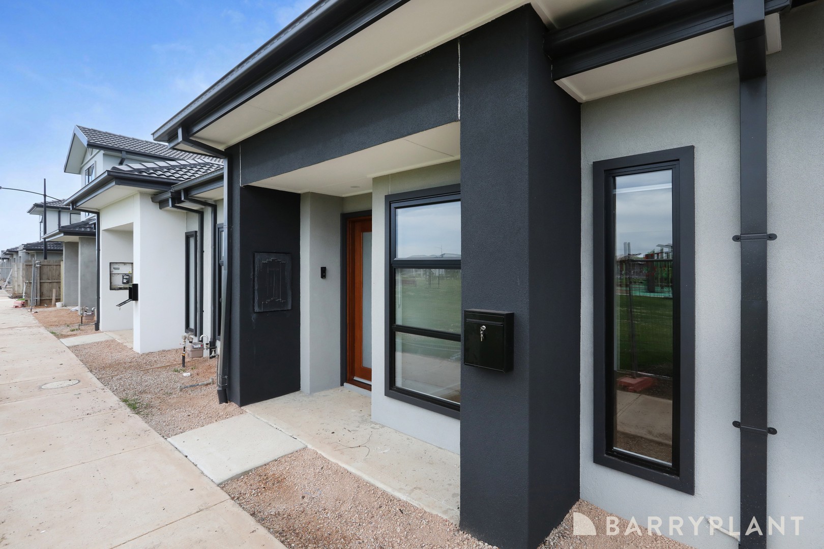 14 Pine Cone Walk, Fraser Rise, VIC 3336, Fraser Rise - Thumbnail 2