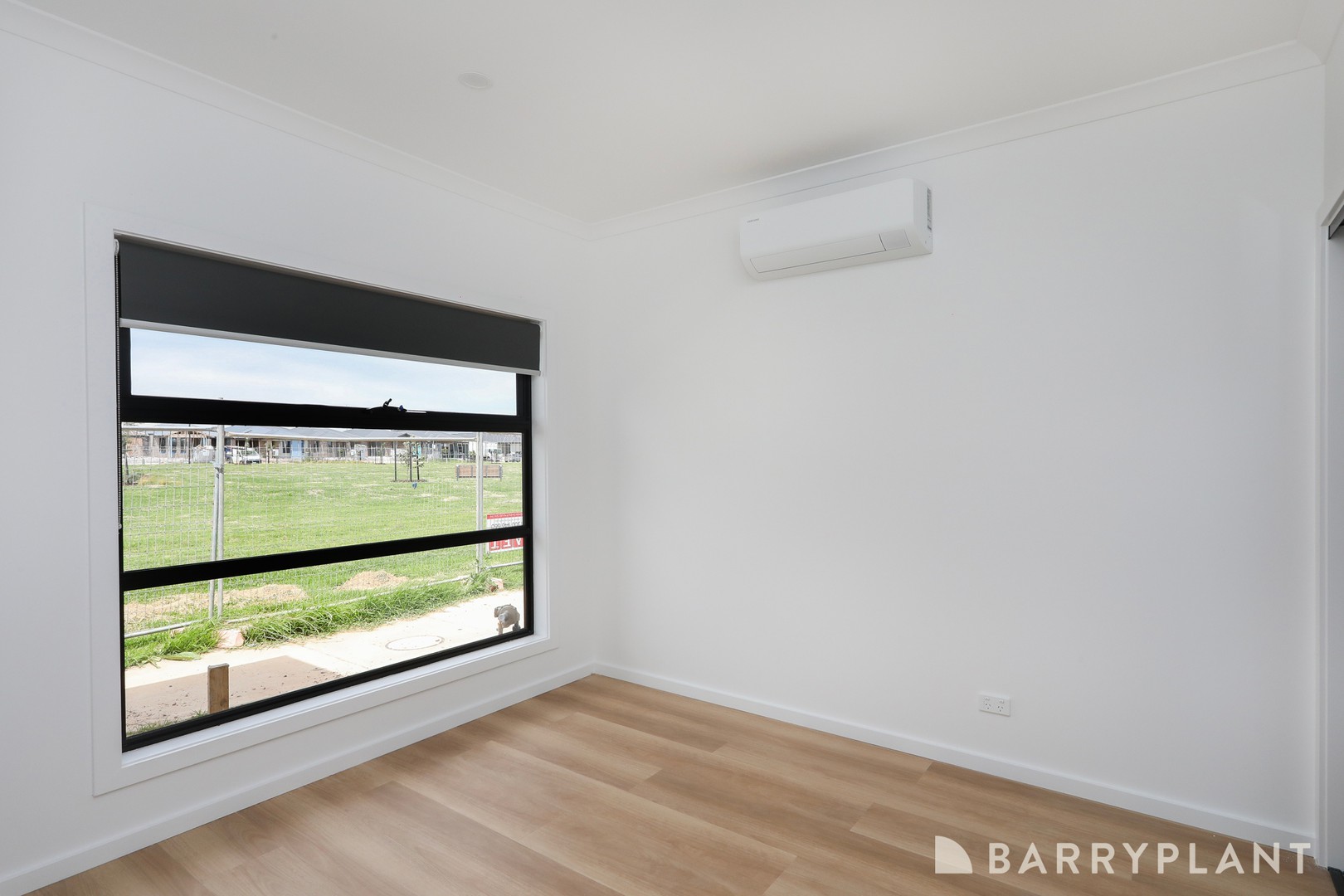 14 Pine Cone Walk, Fraser Rise, VIC 3336, Fraser Rise - Thumbnail 4