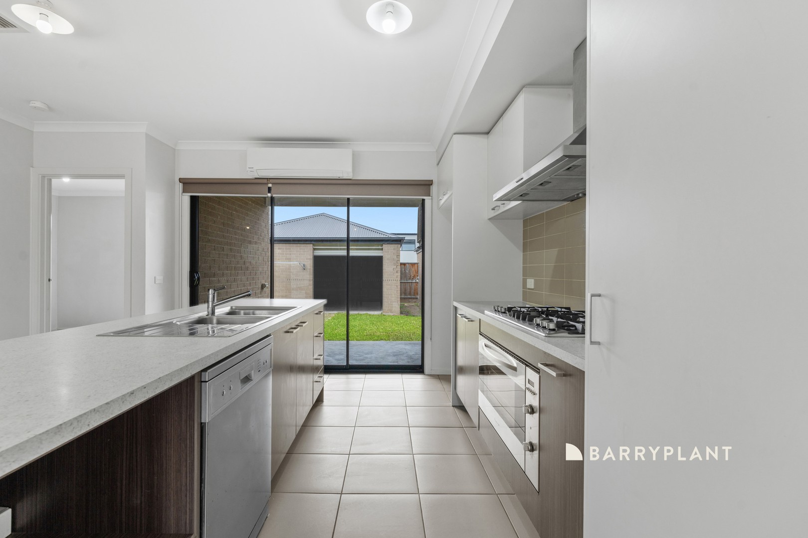 14 Plenty Way, Cranbourne North, VIC 3977, Cranbourne North - Thumbnail 6