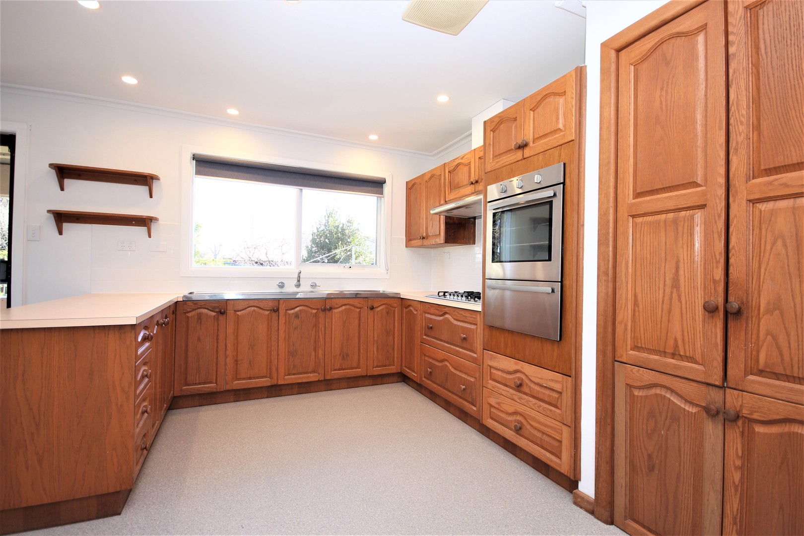 14 Poplar Street, Newcomb, VIC 3219, Newcomb - Thumbnail 4