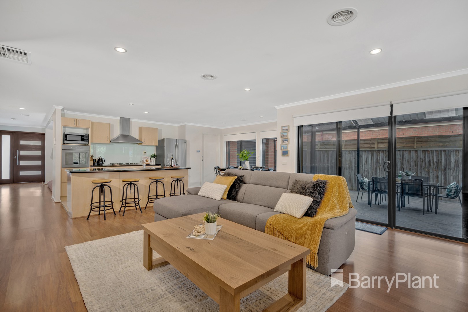 14 Poppy Drive, South Morang, VIC 3752, South Morang - Thumbnail 5