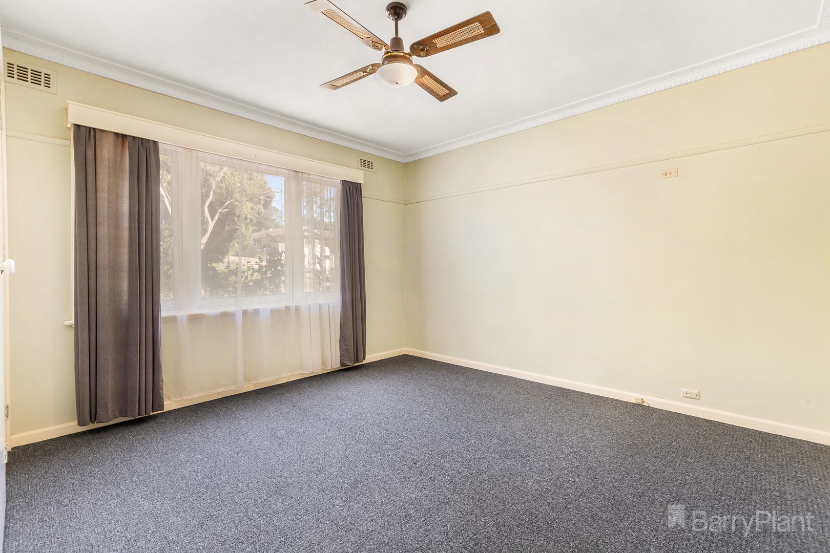 14 Powlett Street, Kilmore, VIC 3764, Kilmore - Thumbnail 2