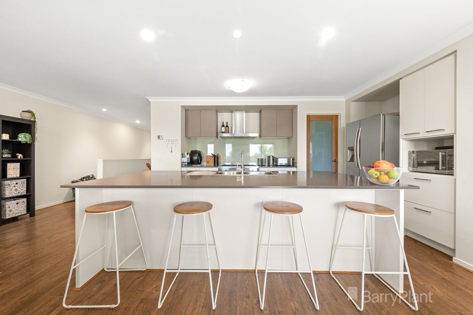14 Quintino Walk, Clyde North, VIC 3978, Clyde North - Thumbnail 3