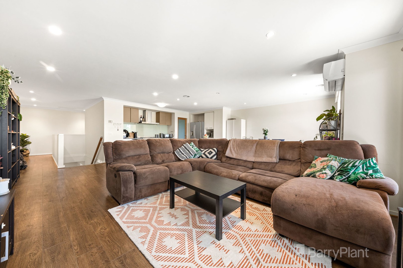 14 Quintino Walk, Clyde North, VIC 3978, Clyde North - Thumbnail 6