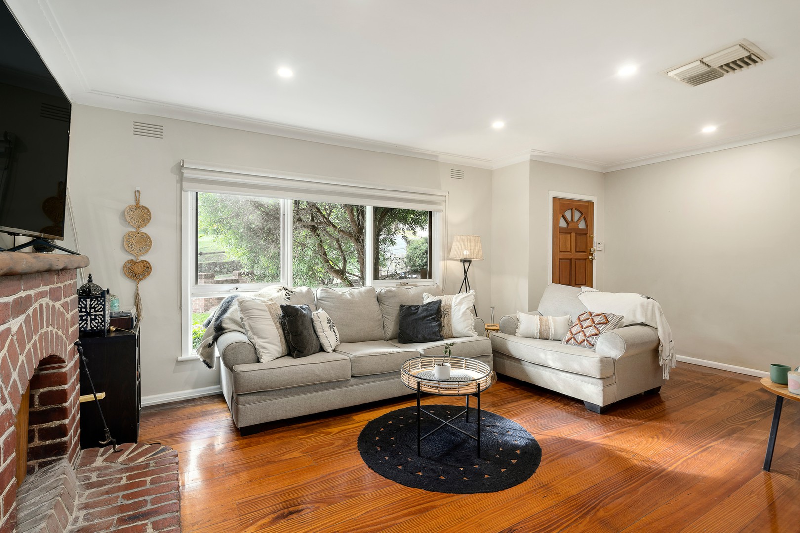 14 Raglan Road, Research, VIC 3095, Research - Thumbnail 3