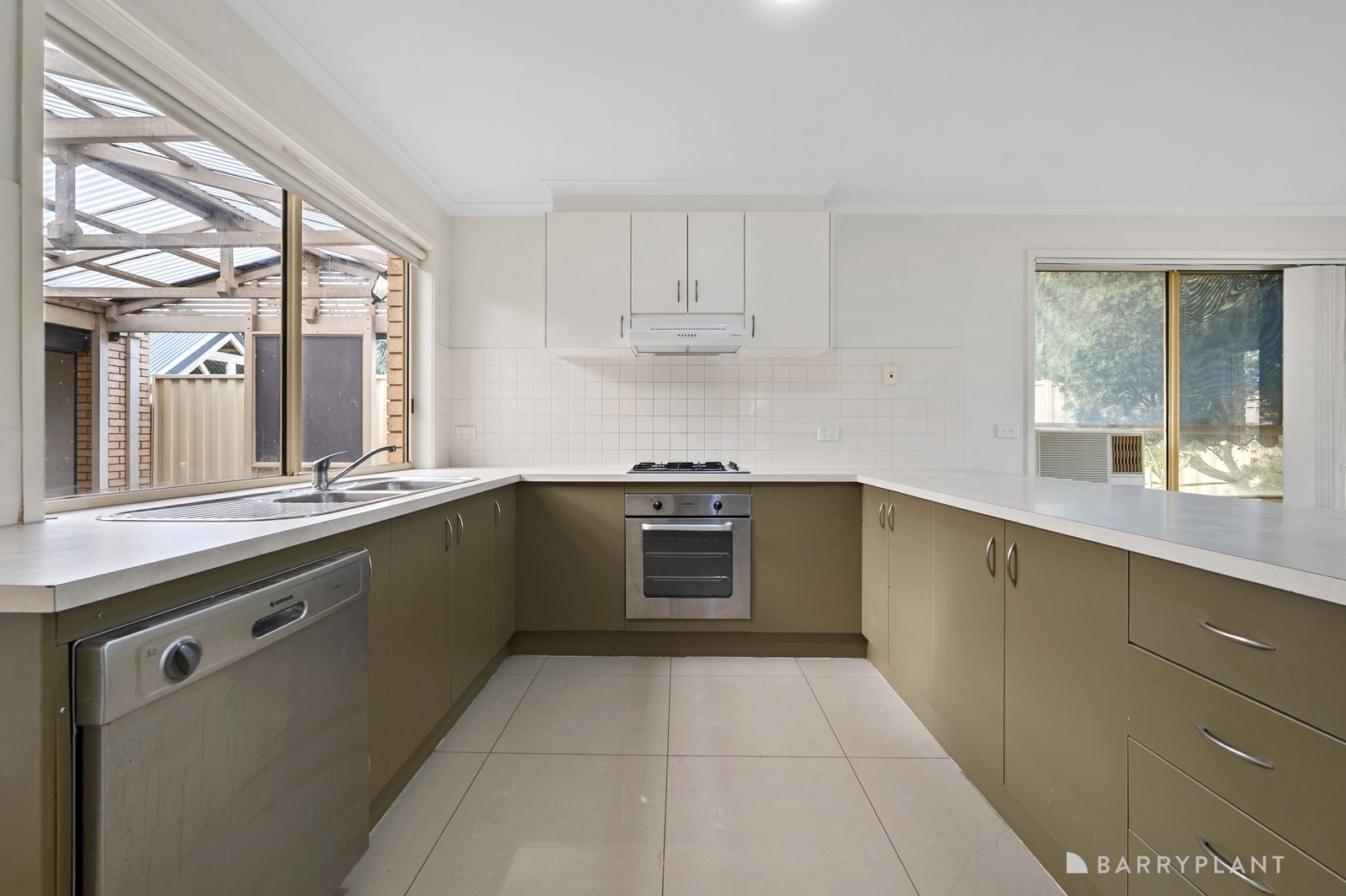14 Rainsford Place, Melton West, VIC 3337, Melton West - Thumbnail 6