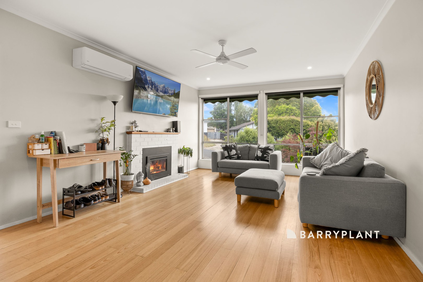 14 Ramsden Street, Drouin, VIC 3818 - Thumbnail 2 - 15/01/2026