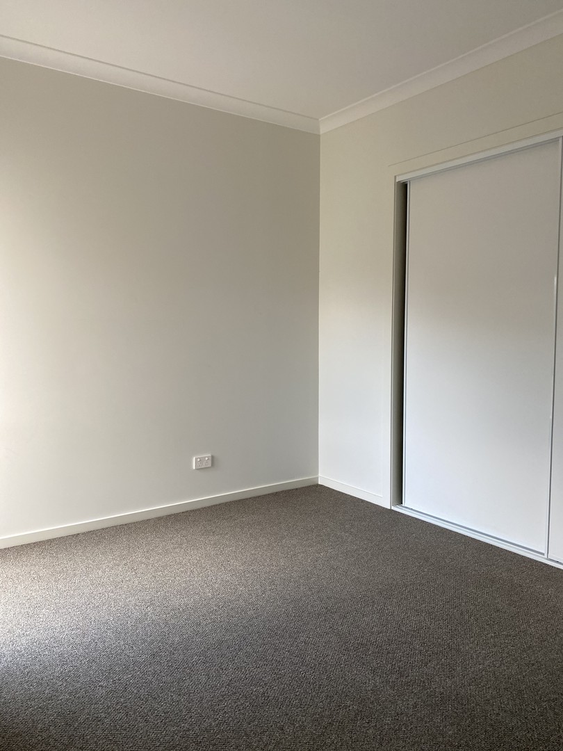 14 Rathdowne Road, Werribee, VIC 3030, Werribee - Thumbnail 6
