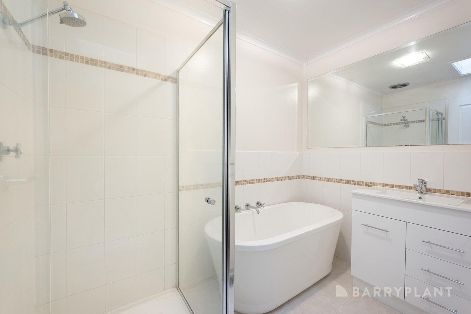 14 Ravenswood Court, Montrose, VIC 3765, Montrose - Thumbnail 8