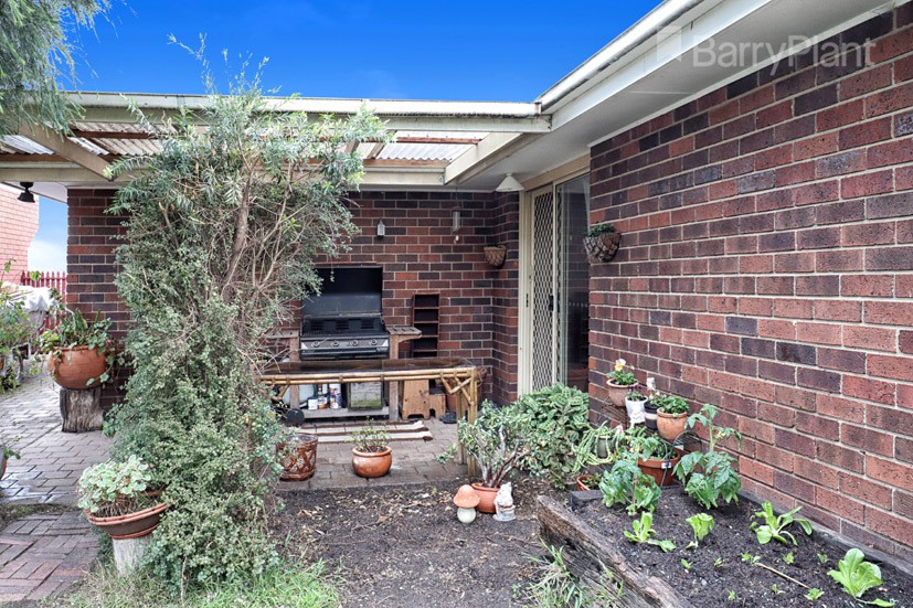 14 Reading Close, Roxburgh Park, VIC 3064, Roxburgh Park - Thumbnail 4