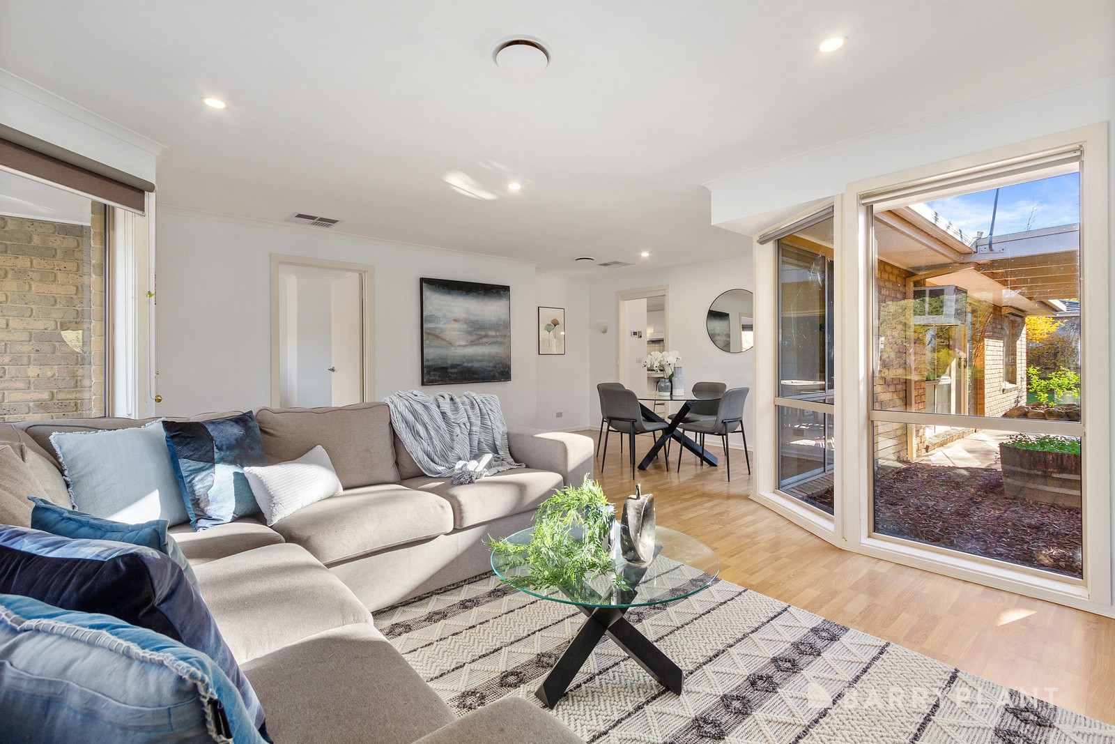 14 Rendcomb Street, Kilsyth South, VIC 3137, Kilsyth South - Thumbnail 2