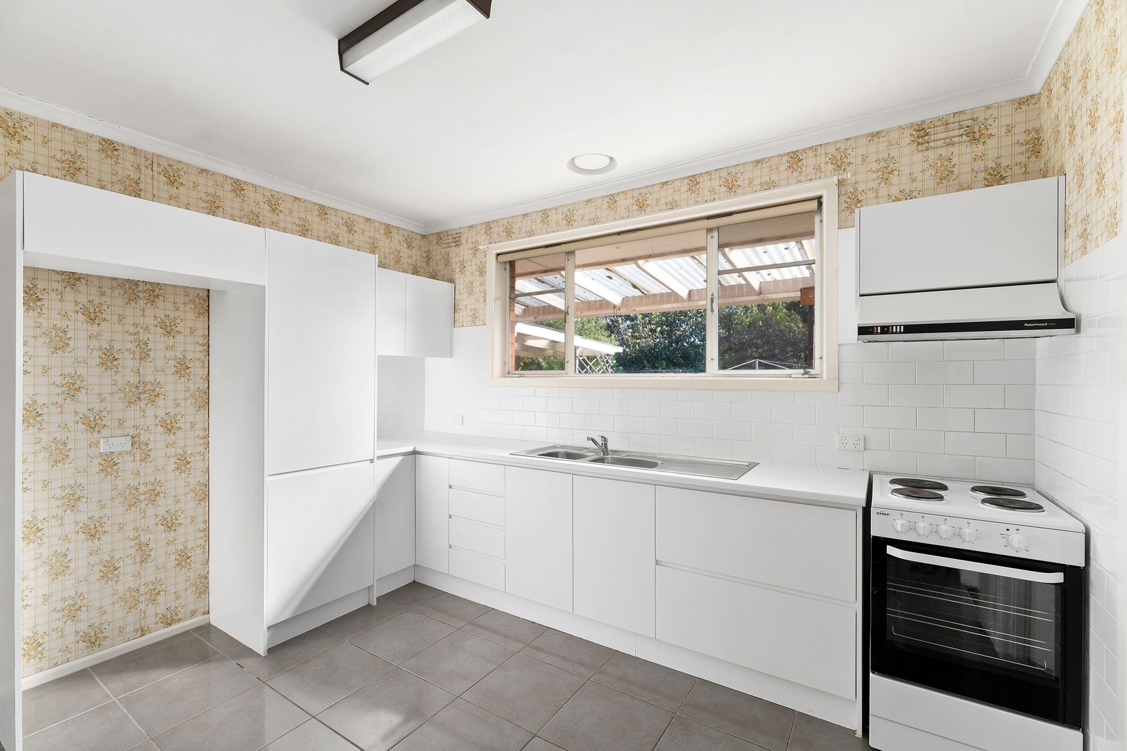 14 Ridley Avenue, Avondale Heights, VIC 3034, Avondale Heights - Thumbnail 4