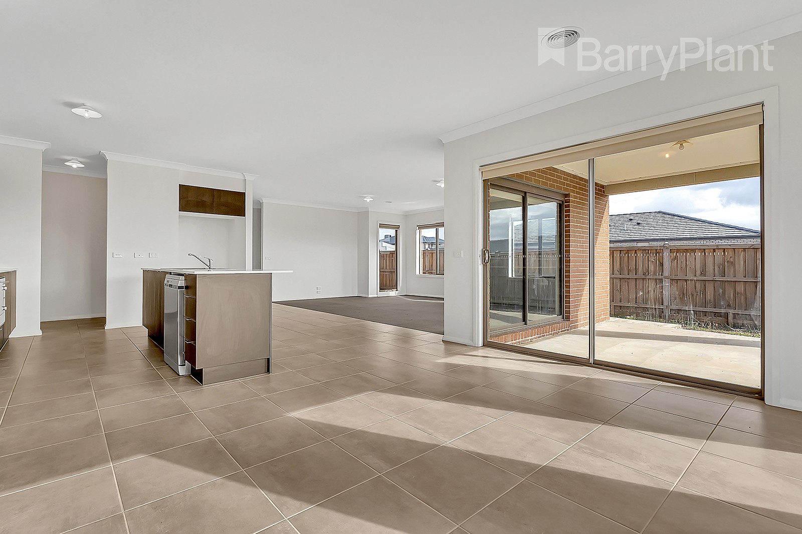 14 Rochester Drive, Mickleham, VIC 3064, Mickleham - Thumbnail 7