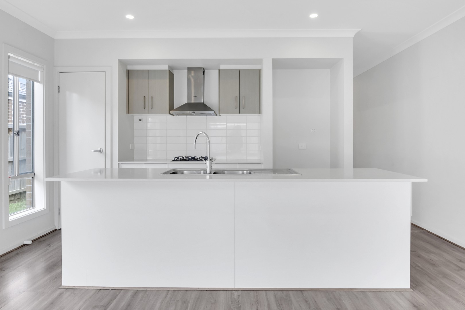 14 Rowena Way, Mickleham, VIC 3064 - Thumbnail 2 - 29/10/2025