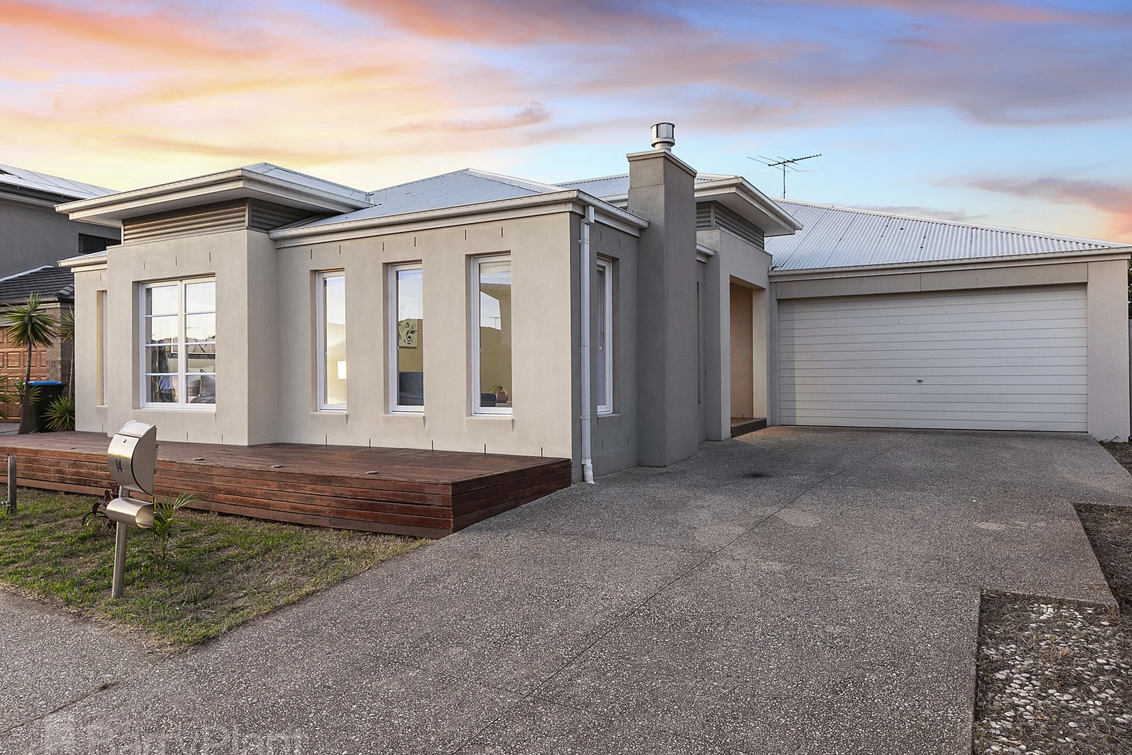 14 Rowland Drive, Point Cook, VIC 3030 - Thumbnail 1 - 08/10/2021